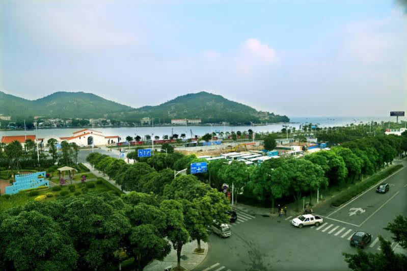 Yongchun Hotel Zhuhai Buitenkant foto